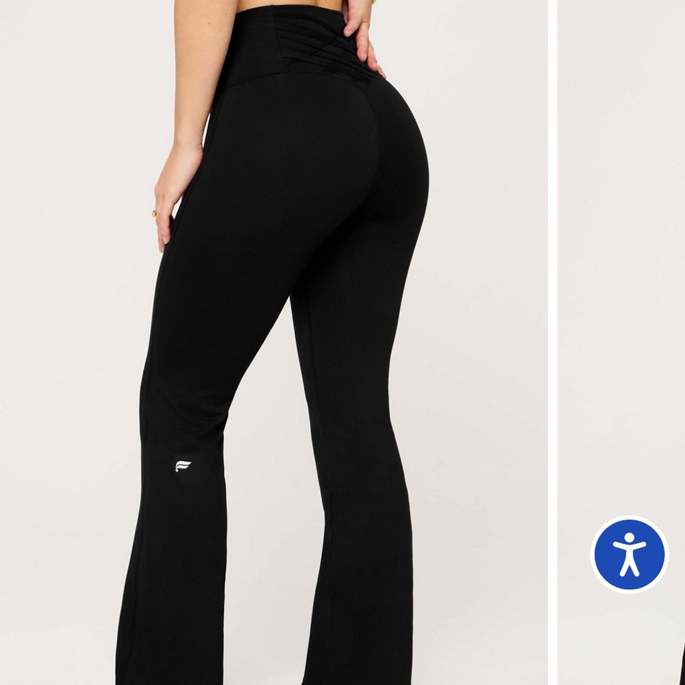 Fabletics bootcut legging - Picture 6 of 6